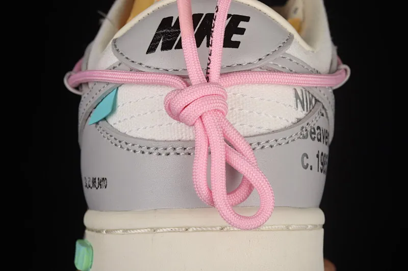All Categories Nk SB Dunk Series Nk SB Dunk Low Low-top sneakers Pure original version OF x Nk Dunk Low OW Gray SB smashed backboard fashion casual sneakers DM1602-109